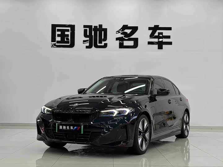 Фото 1 - BMW i3