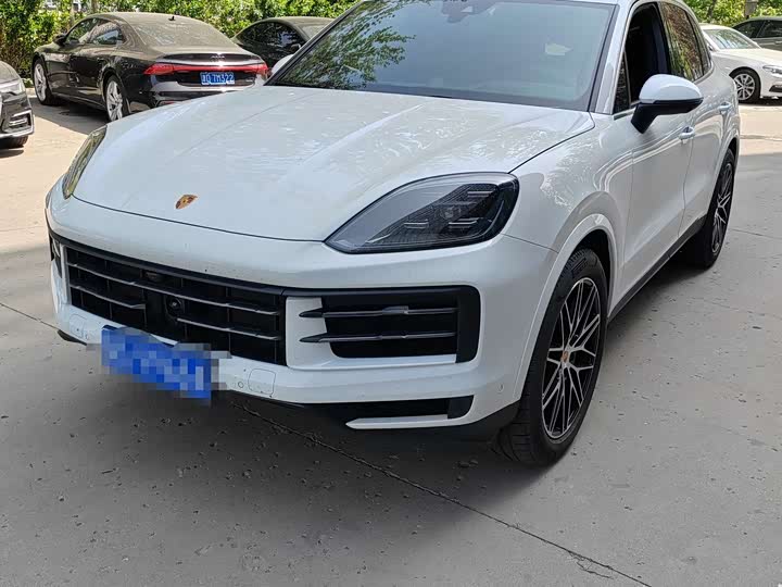 2025 Porsche Cayenne