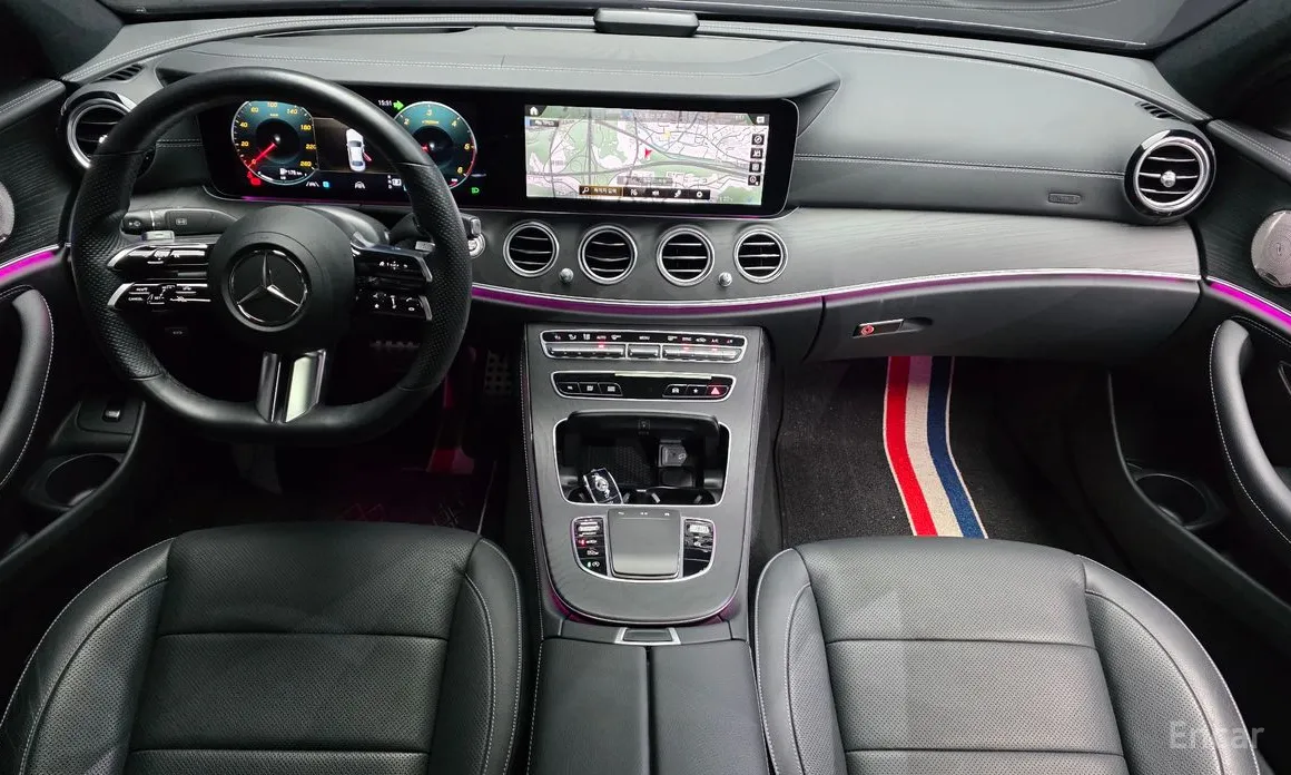 Фото 7 - Mercedes-Benz E-Class