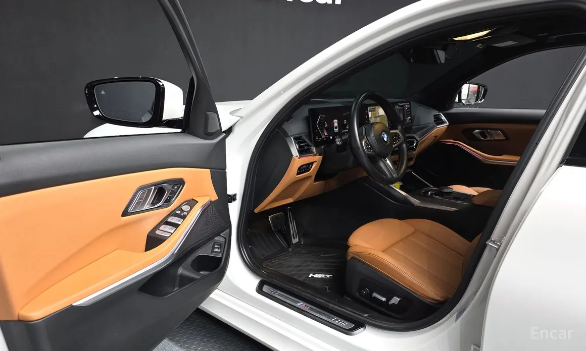 BMW 3 Series 2019 320i M Sport