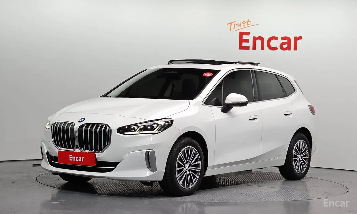 BMW 2 Series 2022 220i Luxury