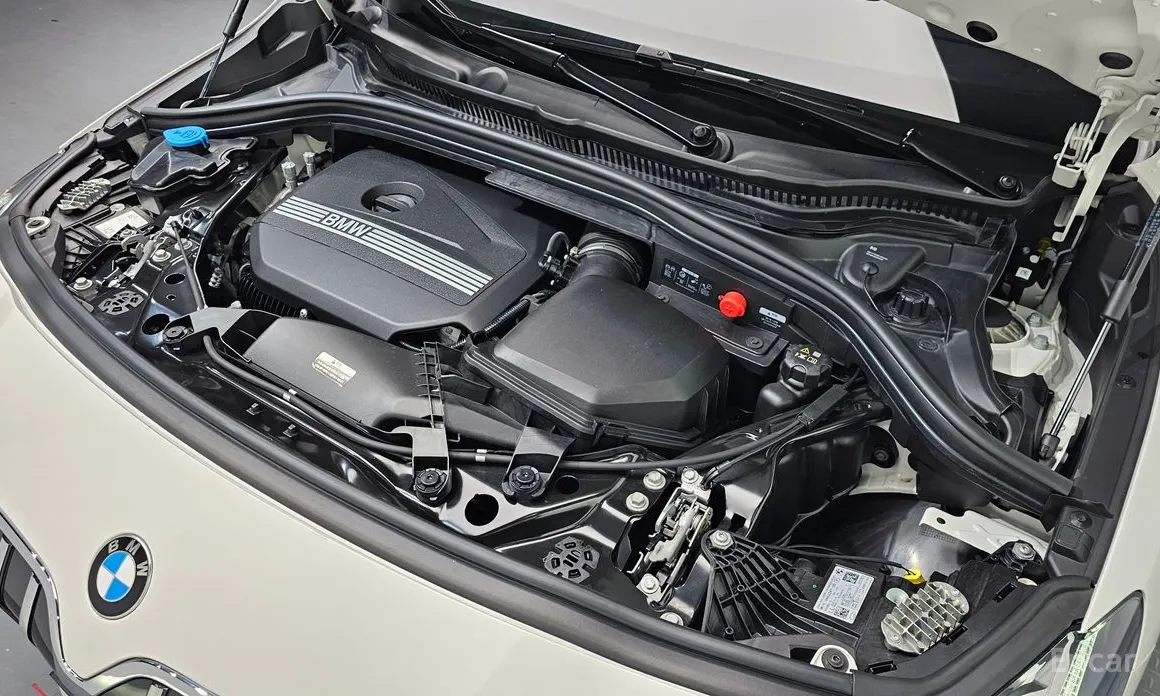 BMW 2 Series 2022 220i Luxury