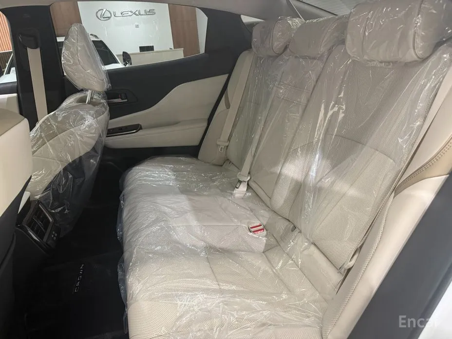 Toyota Crown 2023 2.5 4WD Hybrid