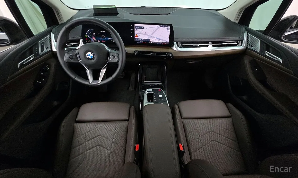 BMW 2 Series 2022 220i Luxury