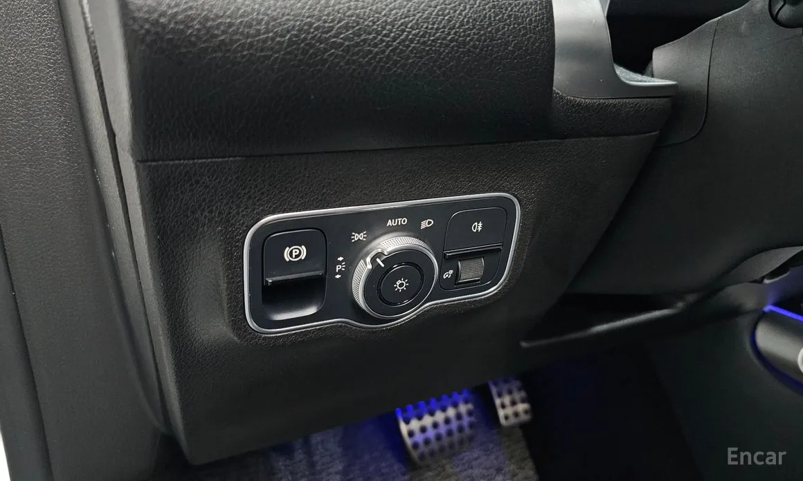 Mercedes-Benz GLB-Class 2020 GLB250 4MATIC
