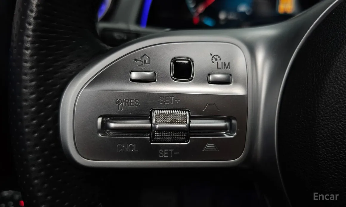 Mercedes-Benz GLB-Class 2020 GLB250 4MATIC