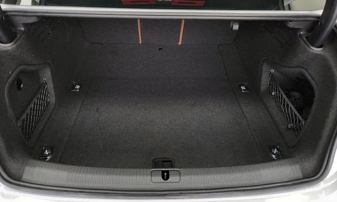 Audi A4 2016 40 TFSI Premium