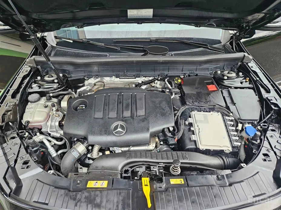 Mercedes-Benz GLB-Class 2020 GLB200 d