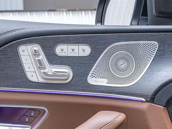 Фото 3 - Mercedes-Benz GLS-Class