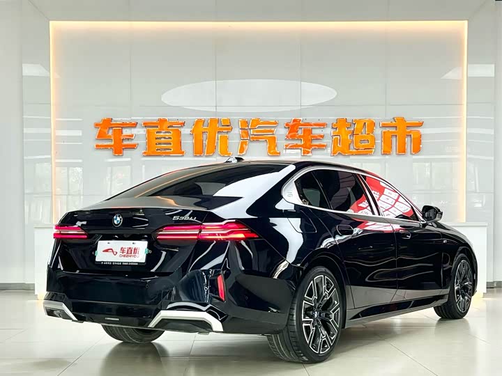 Фото 5 - BMW 5 Series