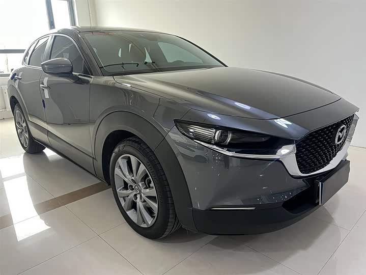 Фото 3 - Mazda CX-30
