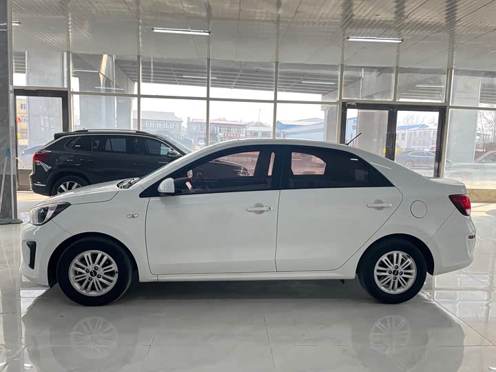 Kia Pegas 2020 2020款 1.4L 自动舒适天窗版