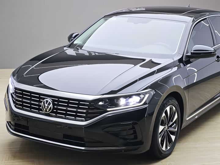 Фото 6 - Volkswagen Passat