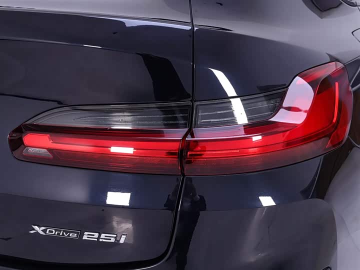 BMW X4 2022 2022款 xDrive 25i M运动套装