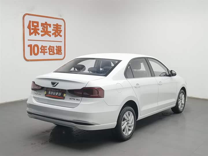 Photo 2 - Jetta VA3