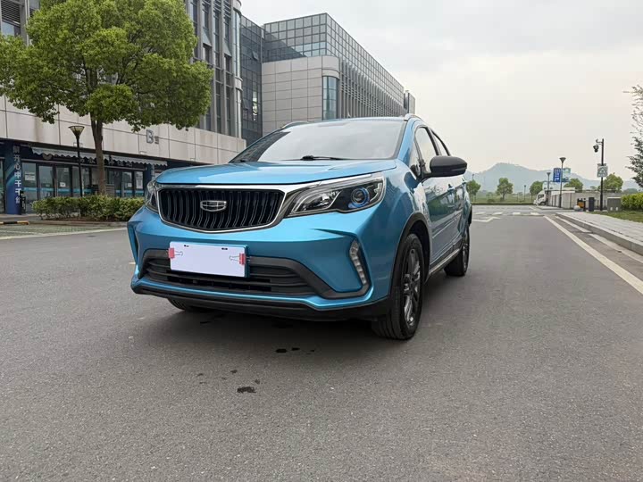 Фото 1 - Geely Vision X3