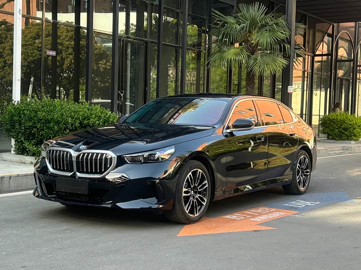 BMW 5 Series 2026 2026款 525Li M运动套装