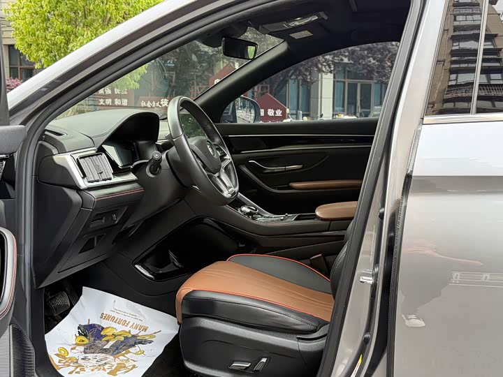 BYD Song Plus 2020 2020款 1.5T 自动尊贵型