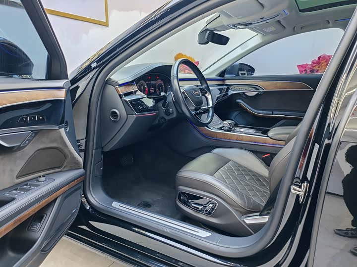 Audi A8 2021 2021款 A8L 50 TFSI quattro 豪华型