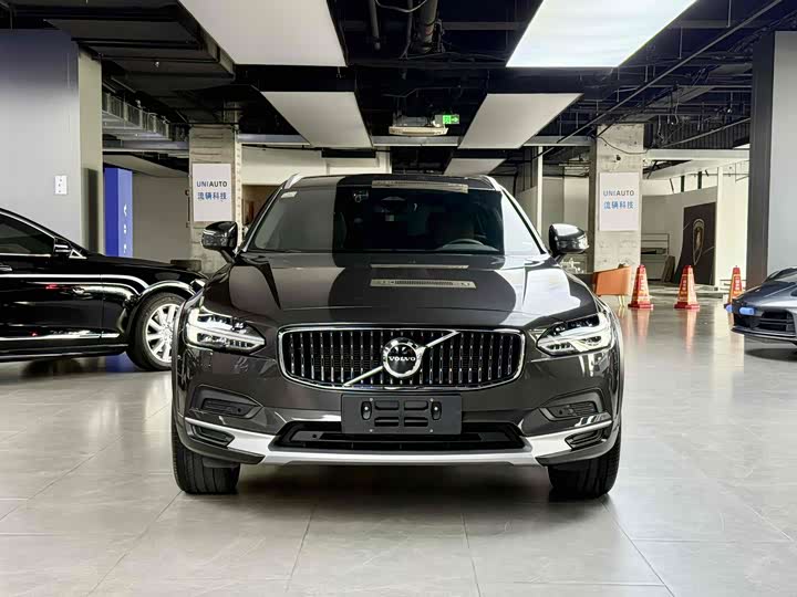2024 Volvo V90