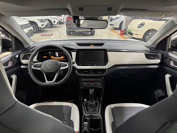 Volkswagen Tharu 2025 2025款 新锐 1.5L 锐意版
