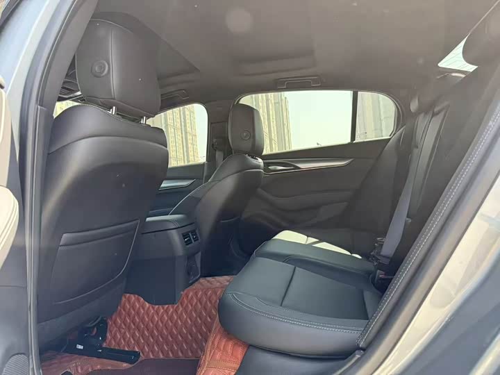 2025 Cadillac CT5