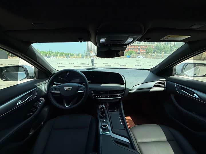 Cadillac CT5 2025 2025款 28T 城市运动版