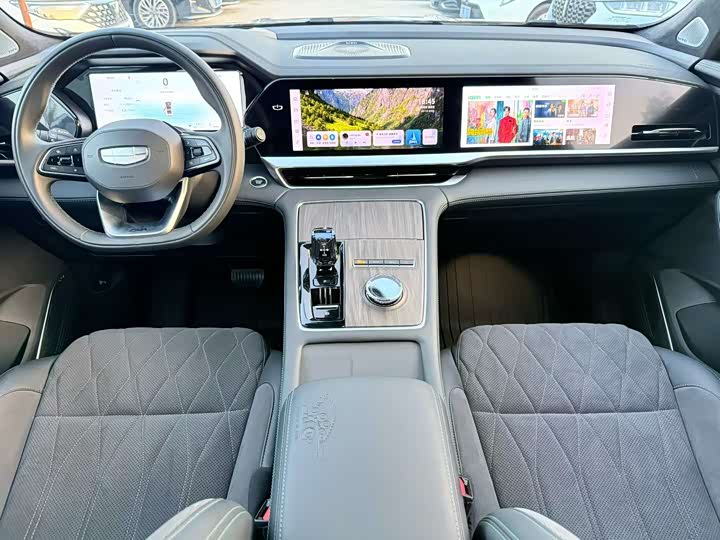 Фото 4 - Geely Monjaro