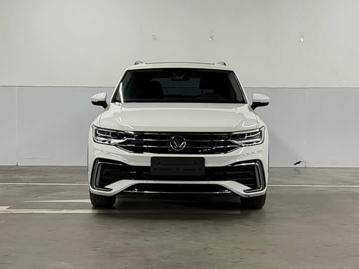 2023 Volkswagen Tiguan L Hybrid