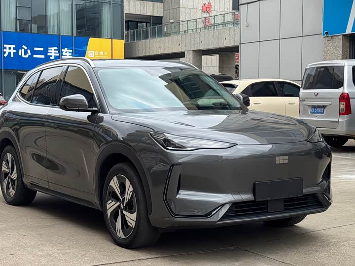Фото 3 - Geely Galaxy E5