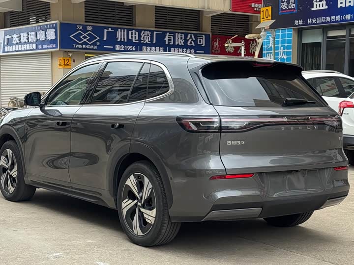 Фото 6 - Geely Galaxy E5