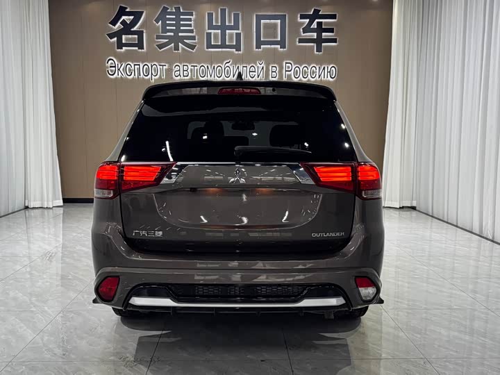 Zdjęcie 7 - Mitsubishi Outlander