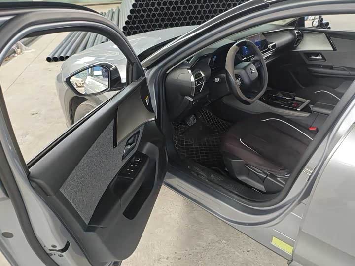Citroen C5 X 2025 2025款 1.6T 海外版