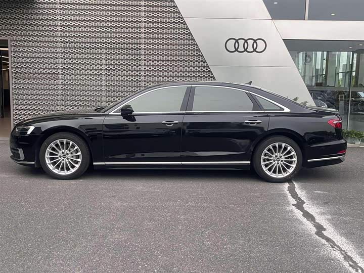 Audi A8 2021 2021款 A8L 50 TFSI quattro 舒适型