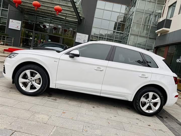 Audi Q5L 2020 2020款 改款 40 TFSI 荣享进取型
