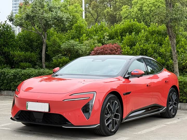 2025 Avatr 06