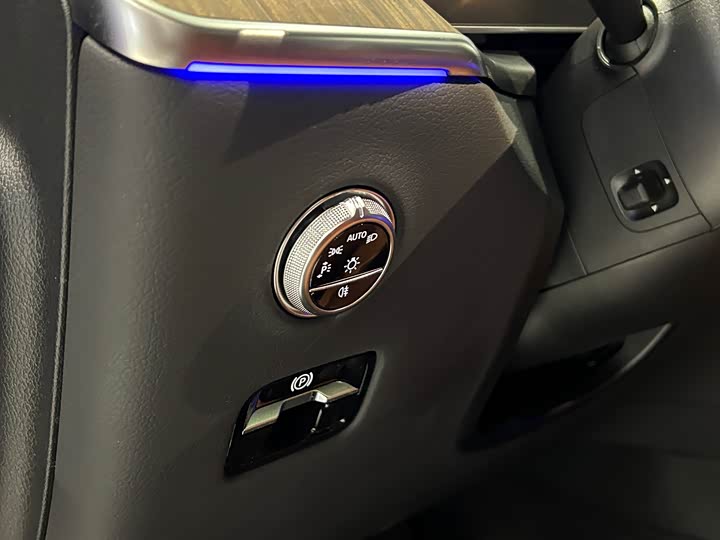 Фото 7 - Mercedes-Benz GLC-Class