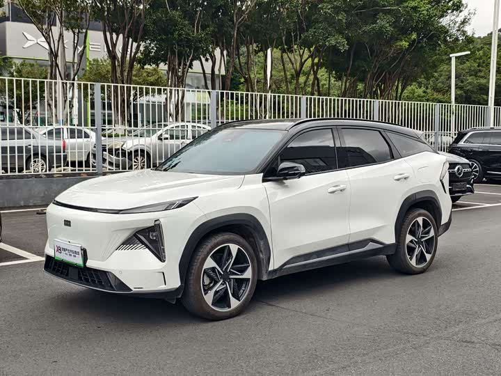 Фото 1 - Geely Galaxy L7