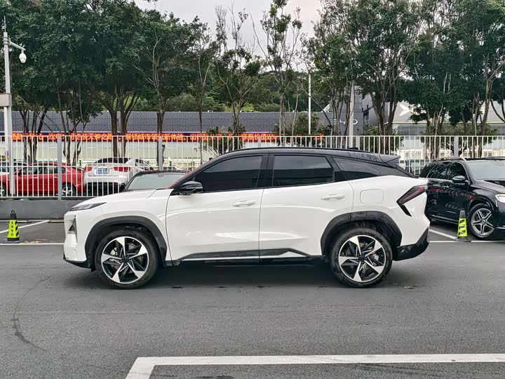 Фото 7 - Geely Galaxy L7