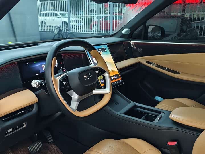 Фото 9 - Geely Galaxy L7