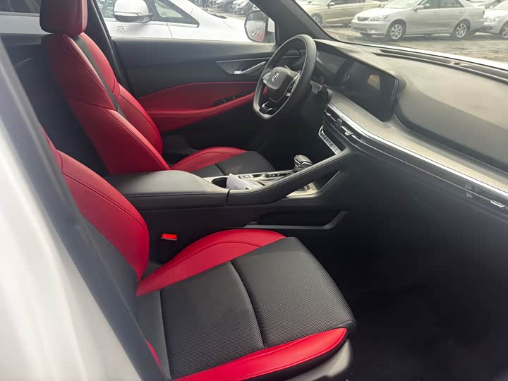 Changan CS35 Plus 2023 2023款 畅享版 1.4T DCT尊贵型