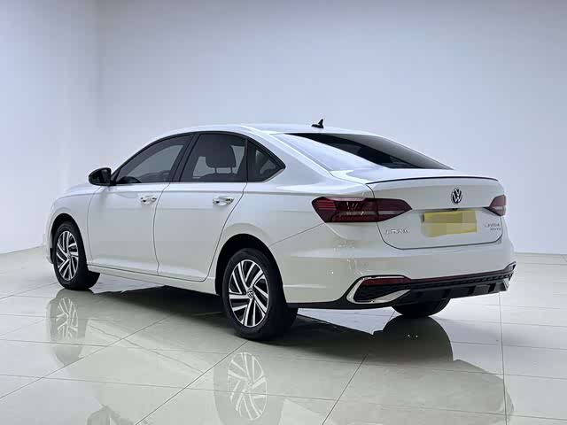 Фото 5 - Volkswagen Lavida