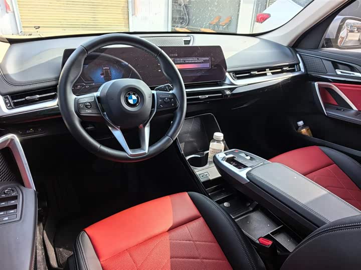 Фото 3 - BMW X1