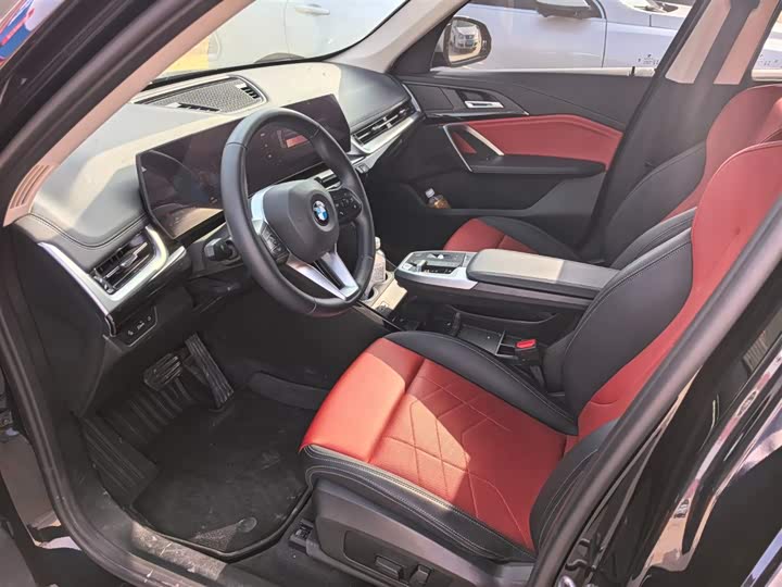 Фото 4 - BMW X1