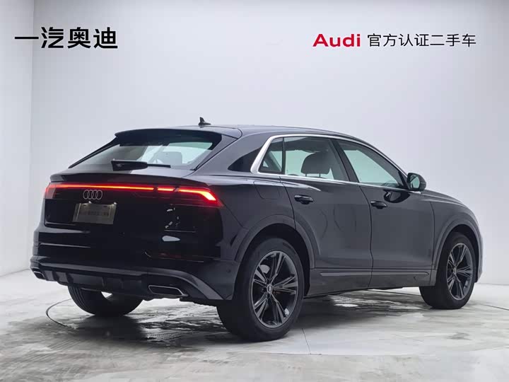 2024 Audi Q8