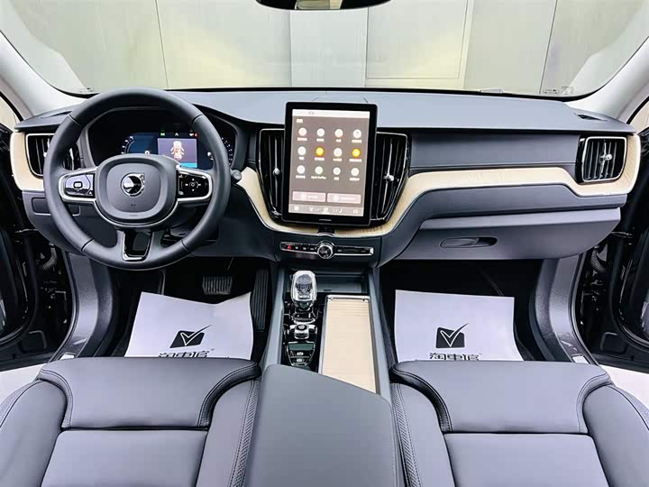 Volvo XC60 2026 2026款 B5 四驱智远豪华版