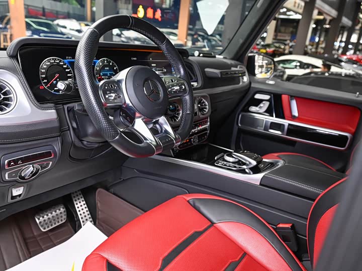 Фото 7 - Mercedes-Benz G-Class AMG