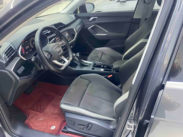 Zdjęcie 6 - Audi Q3