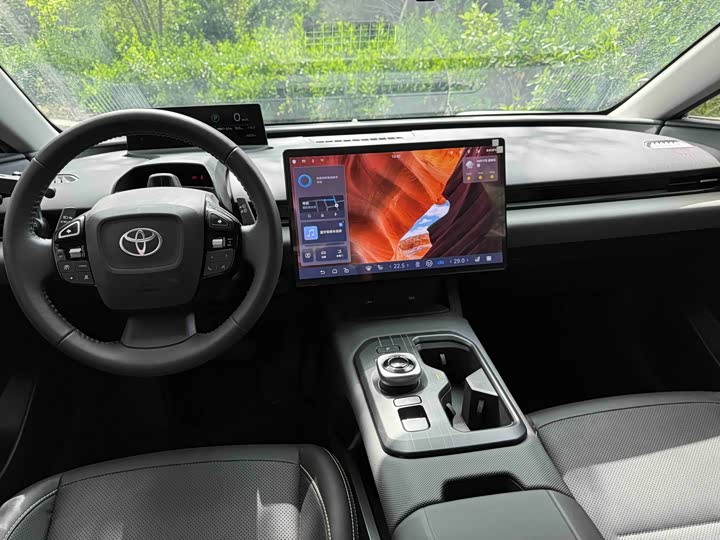 Toyota bZ5 2025 2025款 550 PRO