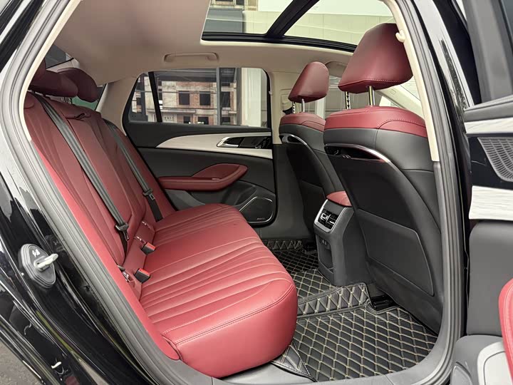 Zdjęcie 7 - Hongqi H5